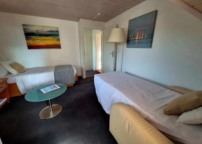 Pavillon Bon Rivage * برج بيلتز